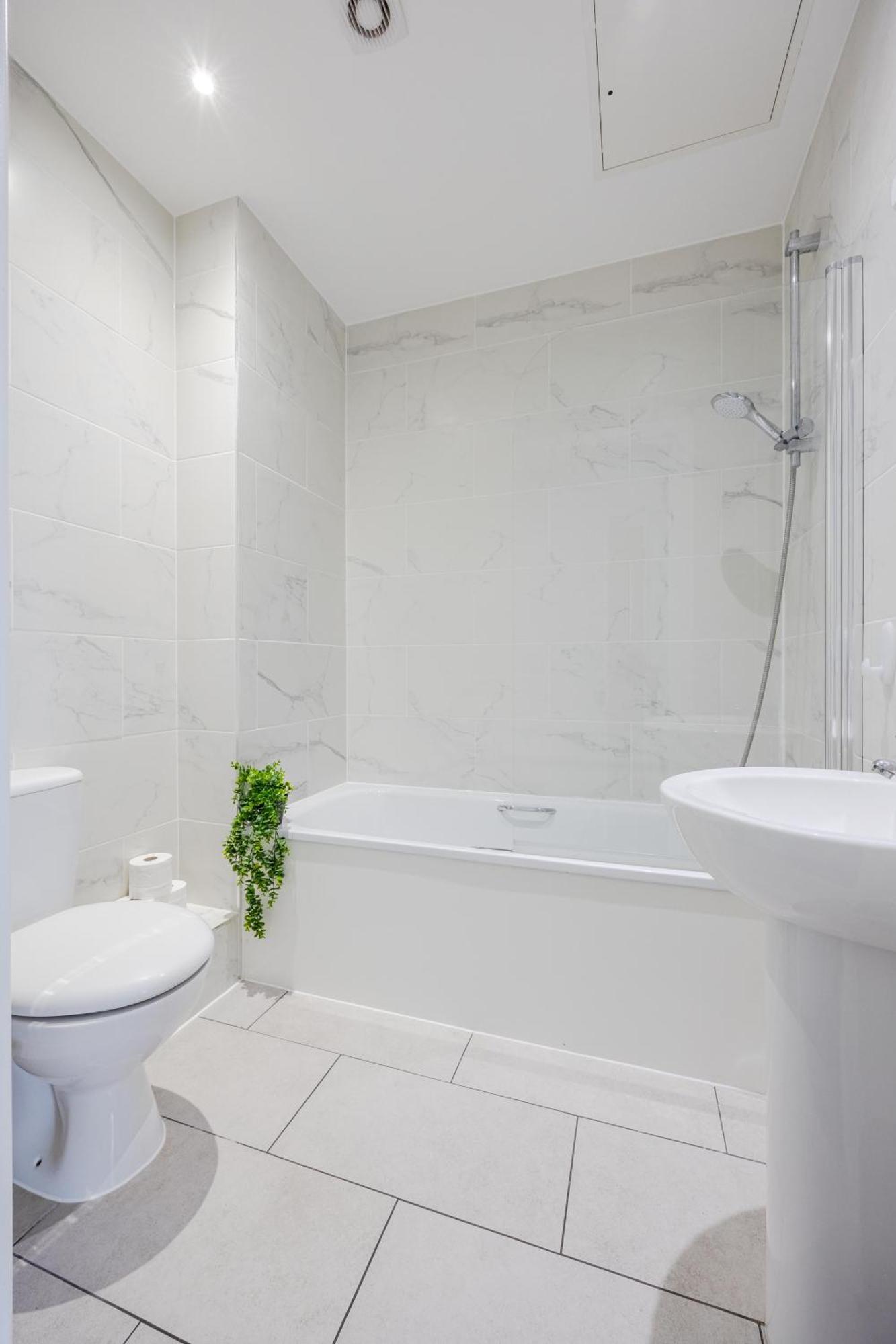 Vertigo Apartments Кінгстон-на-Темзі Екстер'єр фото